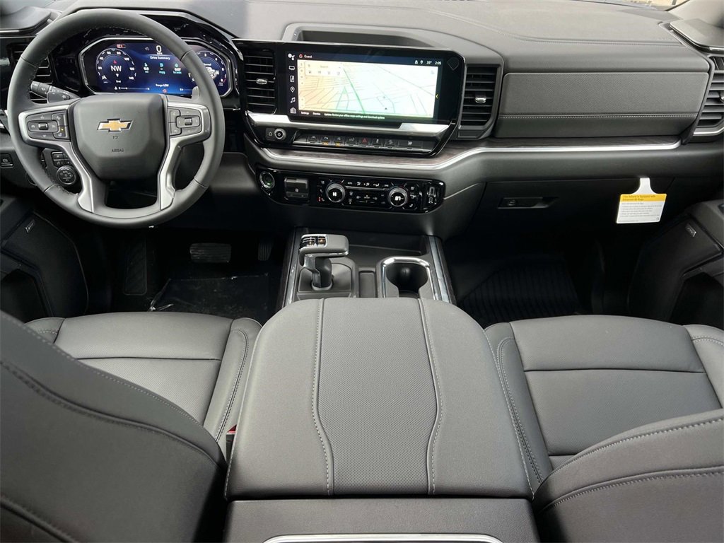 2026 Chevrolet Silverado 1500 LTZ photo 3