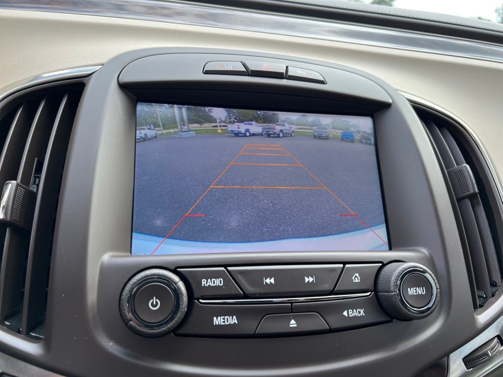2015 Buick LaCrosse Premium II photo 24