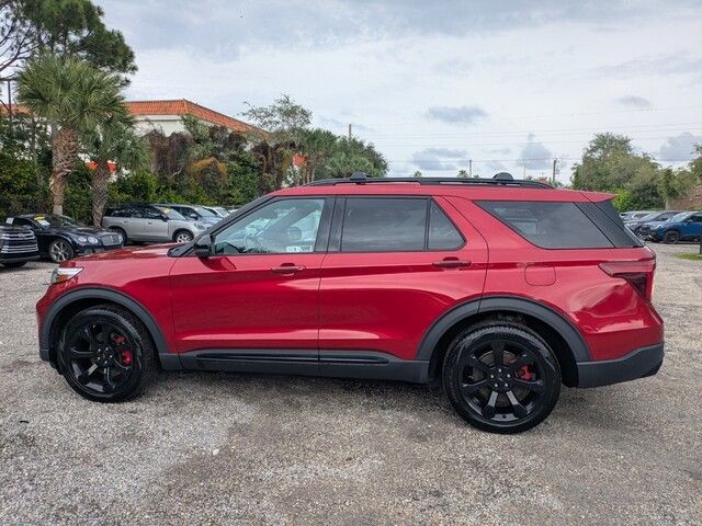2020 Ford Explorer ST photo 3