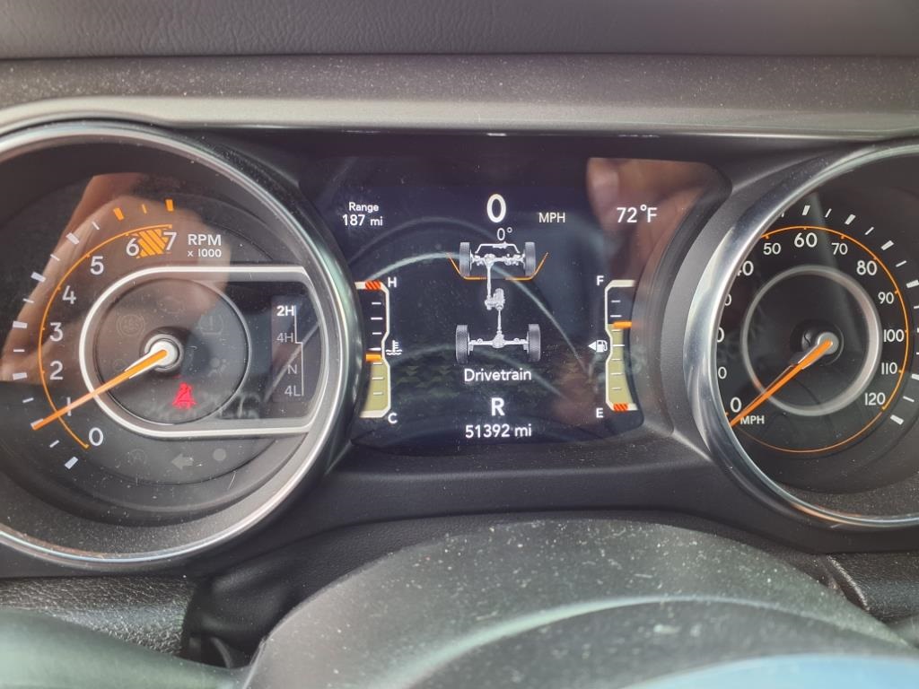 2023 Jeep Wrangler Sahara photo 22