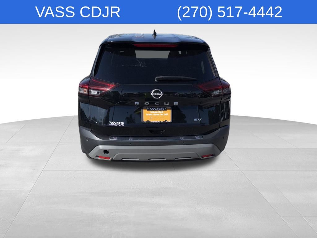 2023 Nissan Rogue SV photo 9