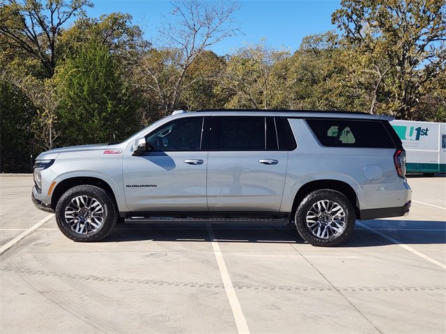 2026 Chevrolet Suburban Z71 photo 3