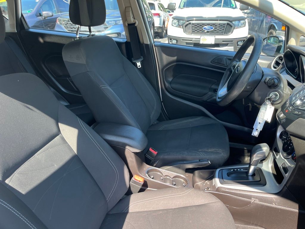 2018 Ford Fiesta SE photo 24