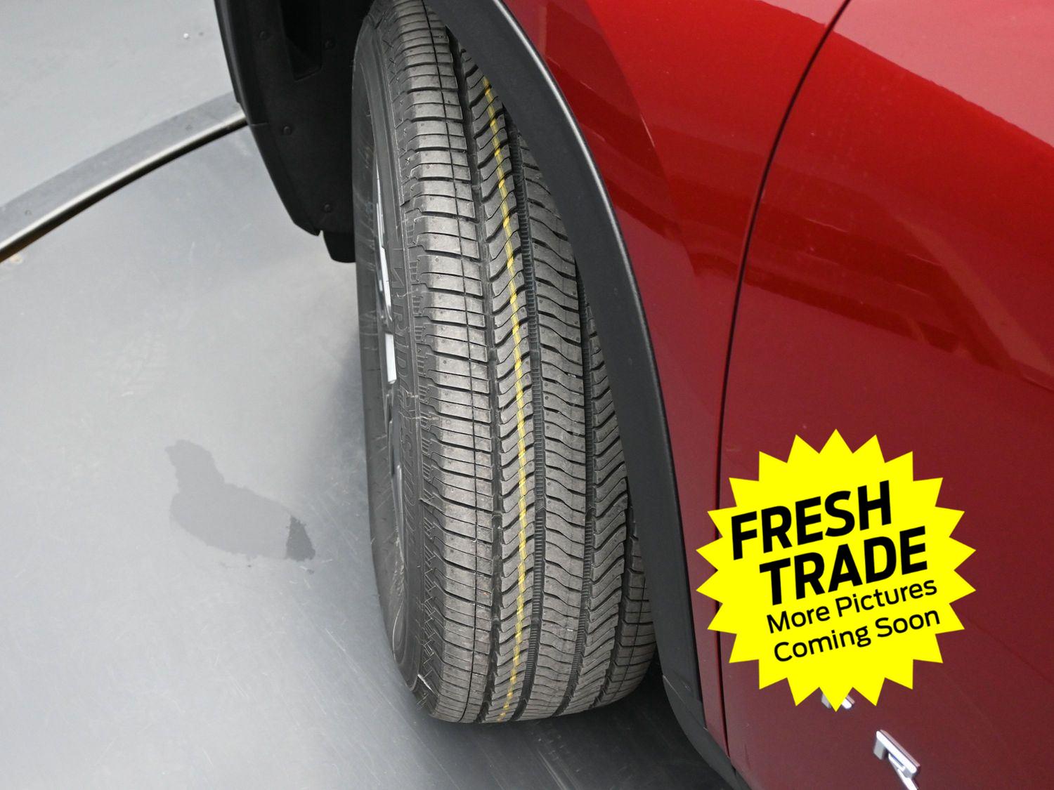 2025 Chevrolet Traverse photo 4