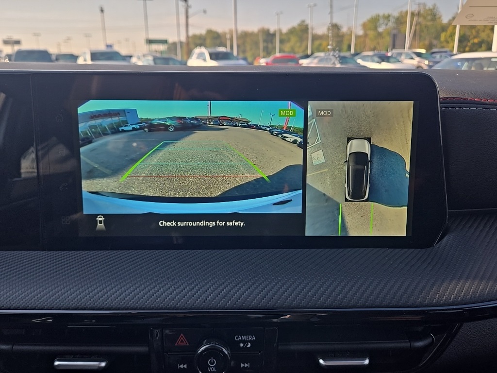 2026 Nissan Kicks SR photo 15