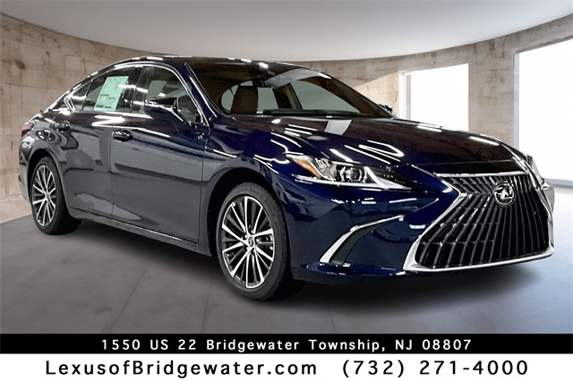 2025 Lexus ES 350's photo
