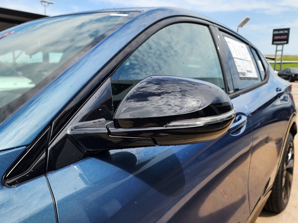 2025 Buick Envista ST photo 10
