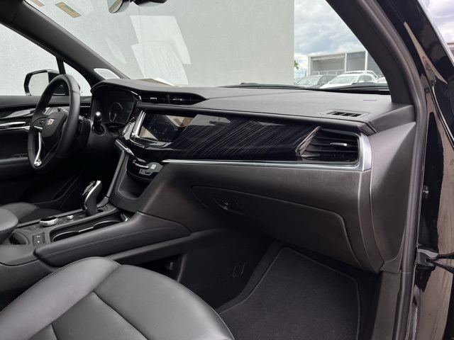 2025 Cadillac XT6 Premium Luxury photo 19