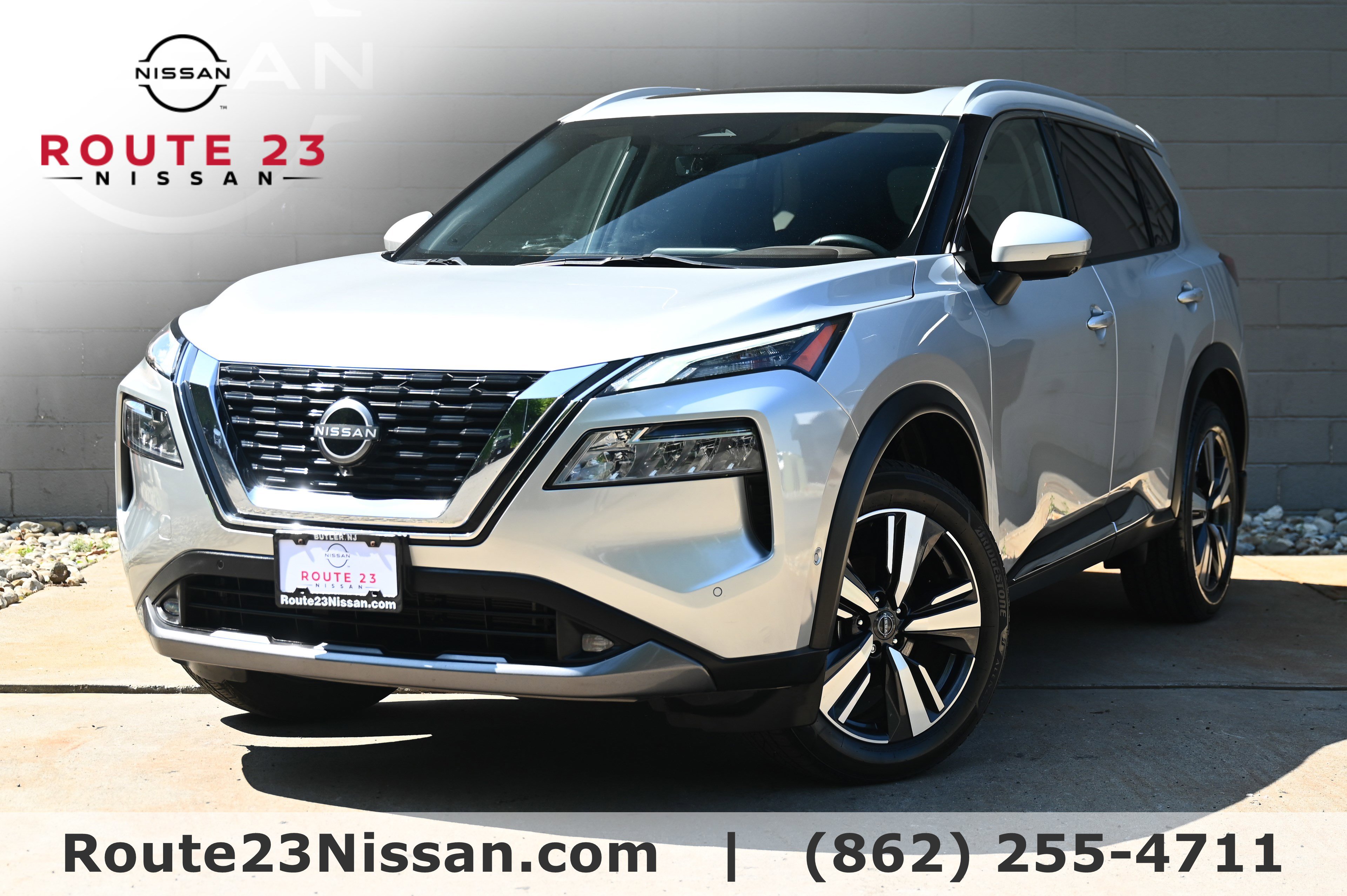 2022 Nissan Rogue SL's photo