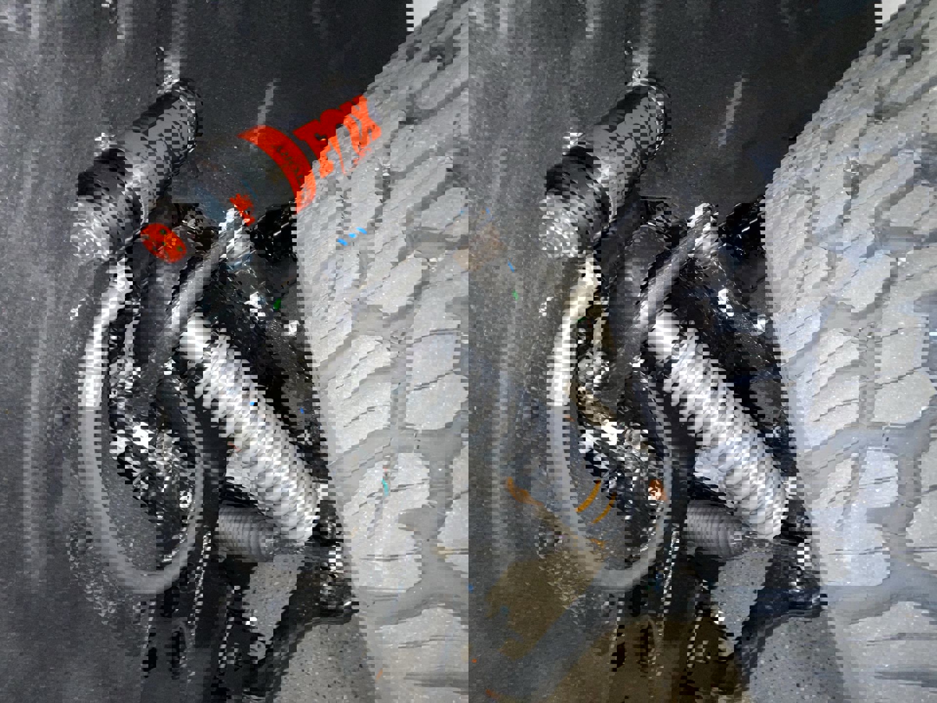 2025 Ford F-150 Lariat photo 4