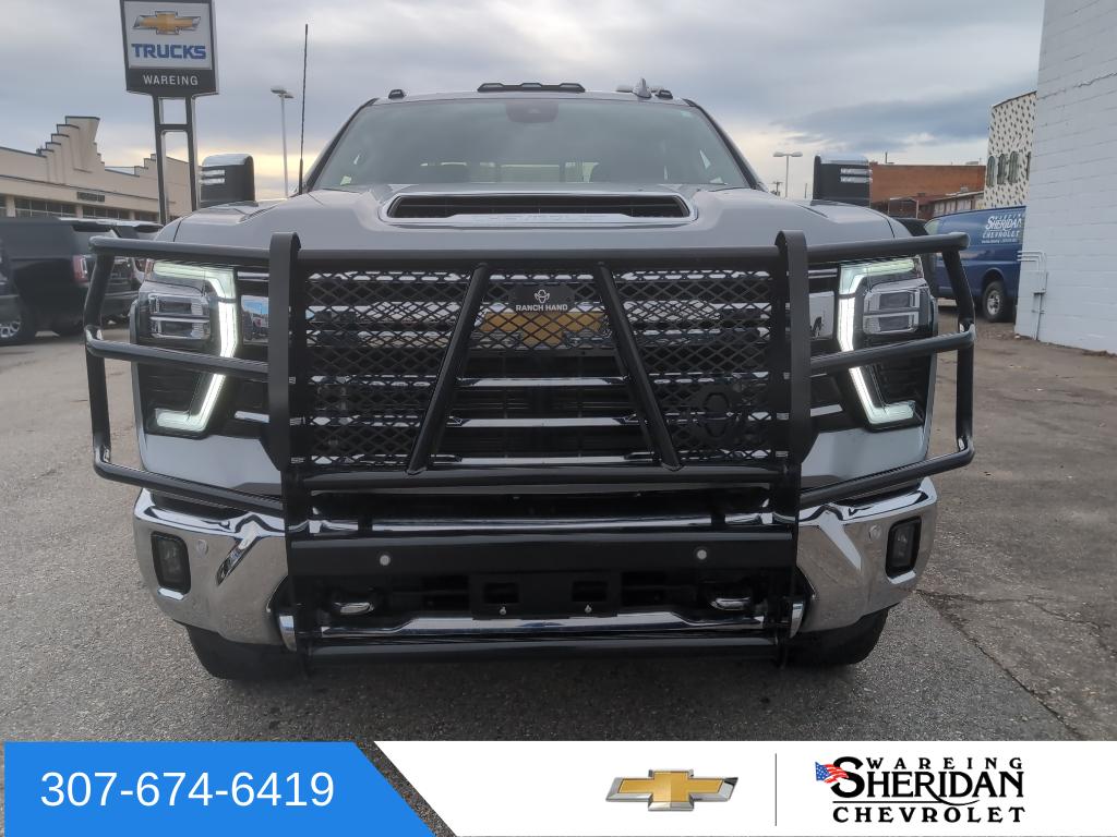 2024 Chevrolet Silverado 2500HD LTZ photo 2