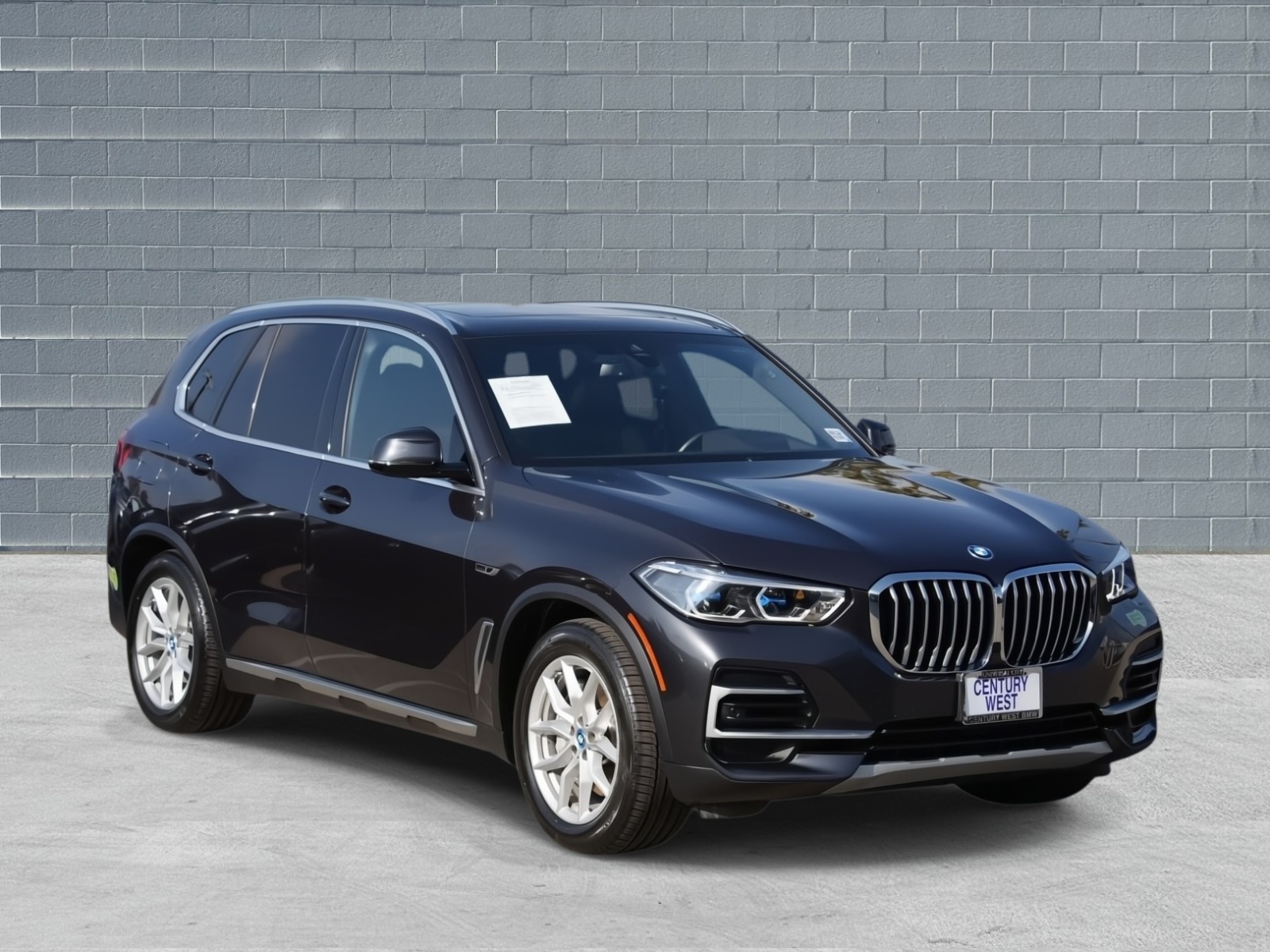 2022 BMW X5 45e