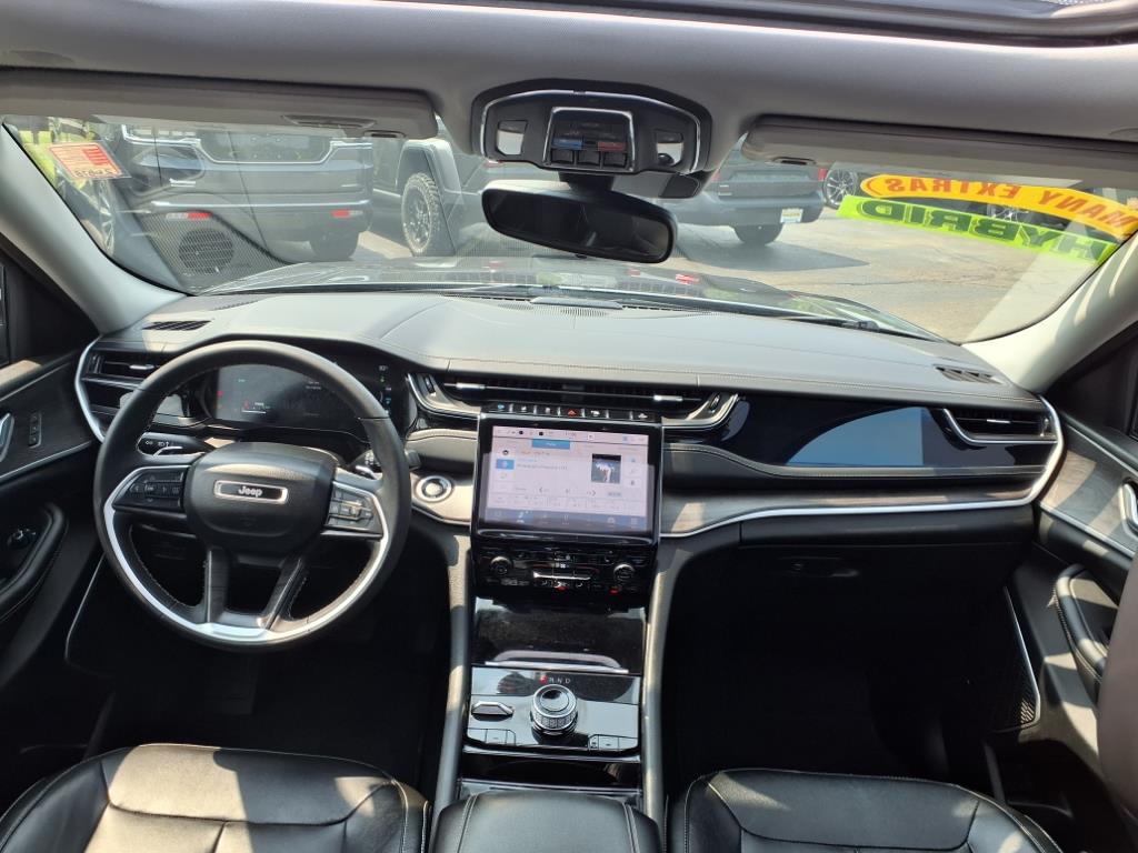 2022 Jeep Cherokee Base Limited photo 16