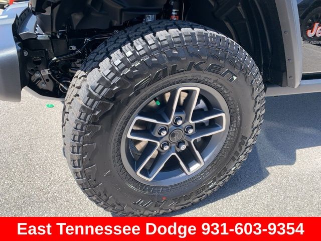 2025 Jeep Gladiator Mojave photo 9