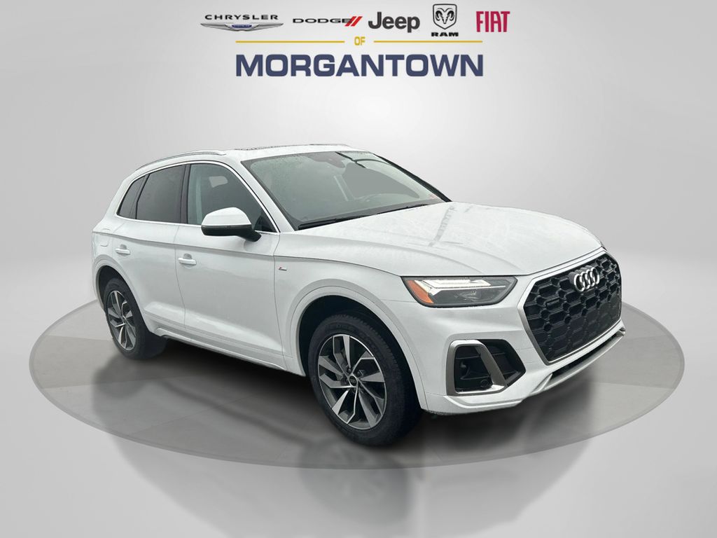 2023 Audi Q5 45 S line Premium photo 3