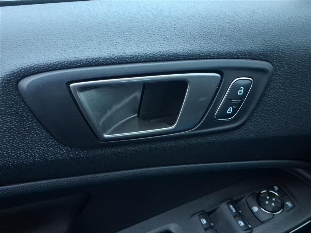 2021 FORD ECOSPORT - Image 17