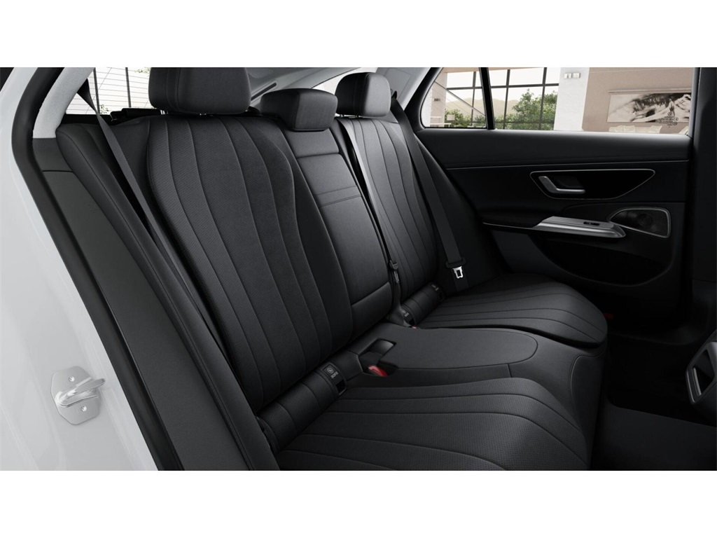2025 Mercedes Benz E 450 4MATIC All-Terrain Wagon photo 5