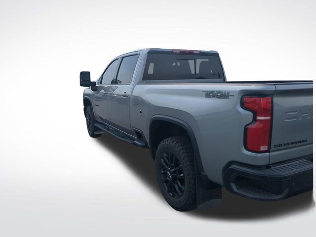 2025 Chevrolet Silverado 2500HD LTZ photo 3