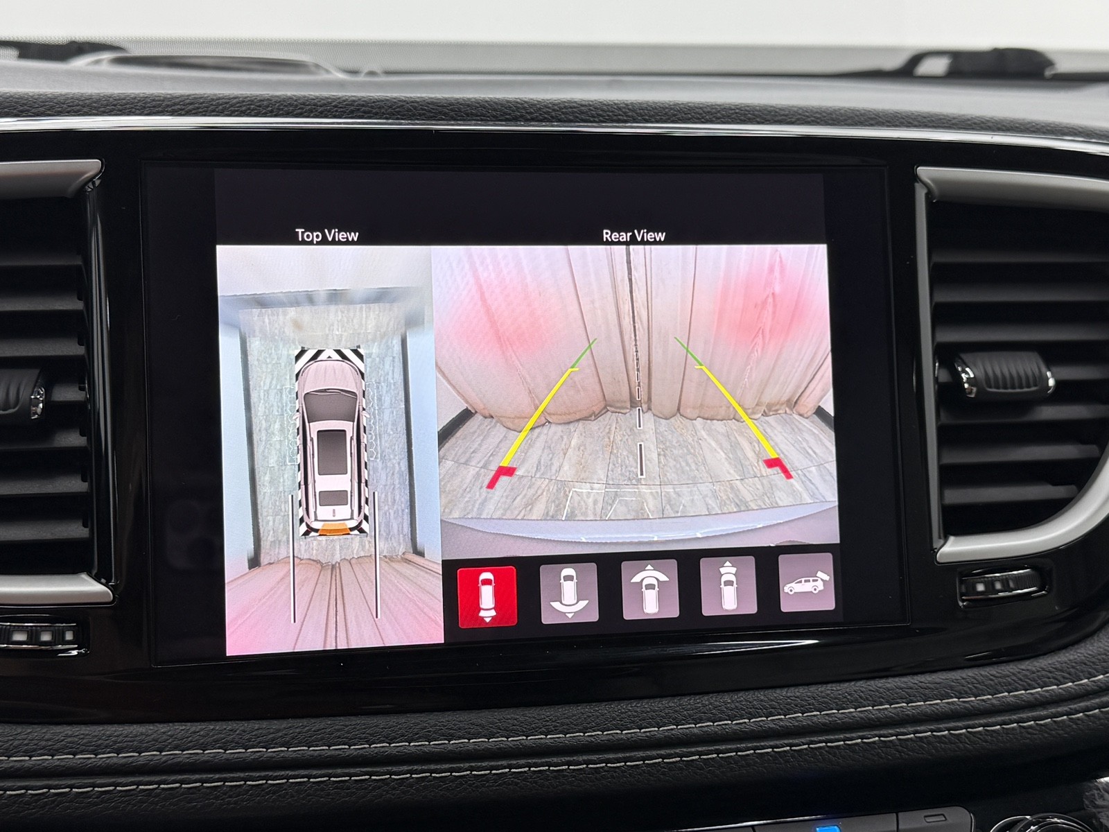 2021 Chrysler Pacifica Hybrid Touring L photo 33