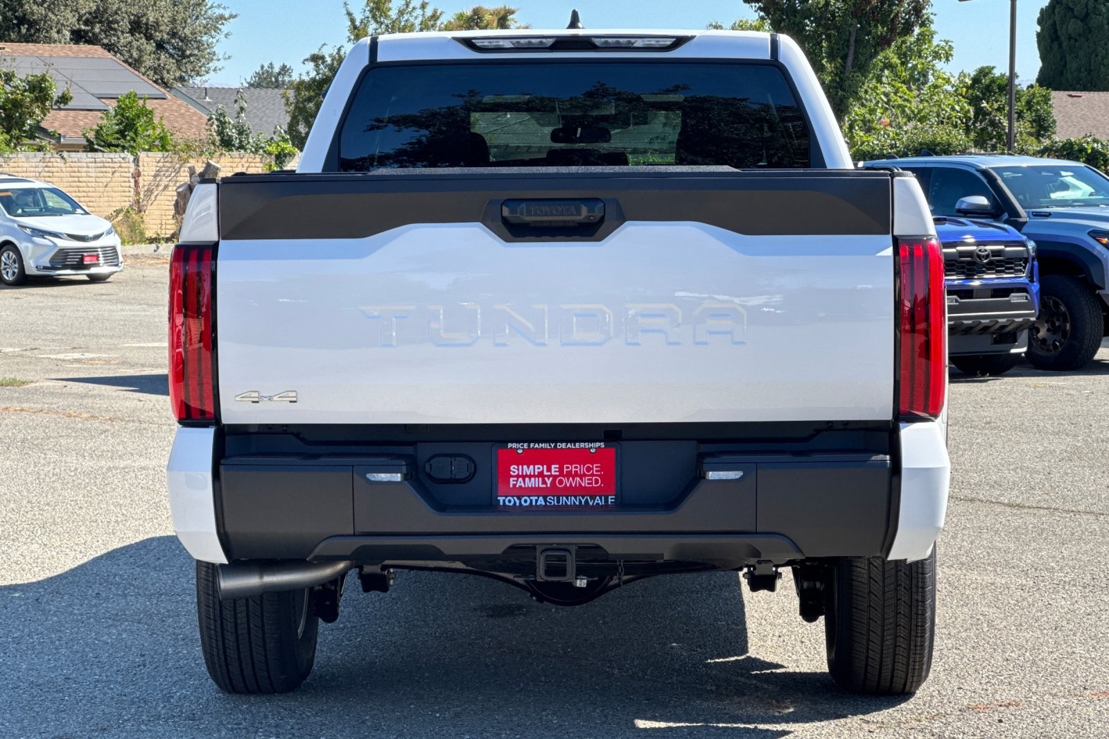 2025 Toyota Tundra SR5 CrewMax photo 7