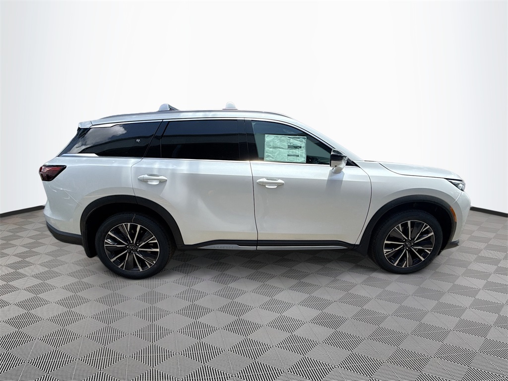 2026 Infiniti QX60 Luxe photo 8