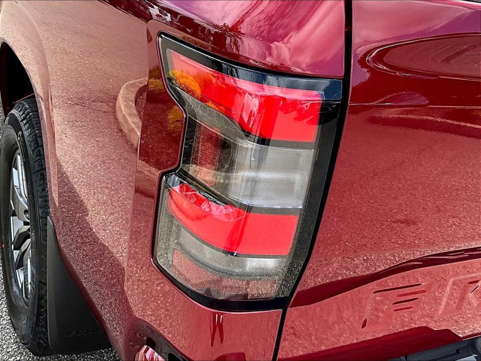 2025 Nissan Frontier SV photo 31