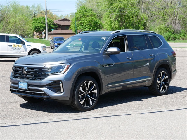 2025 Volkswagen Atlas SEL Premium R-Line photo 3