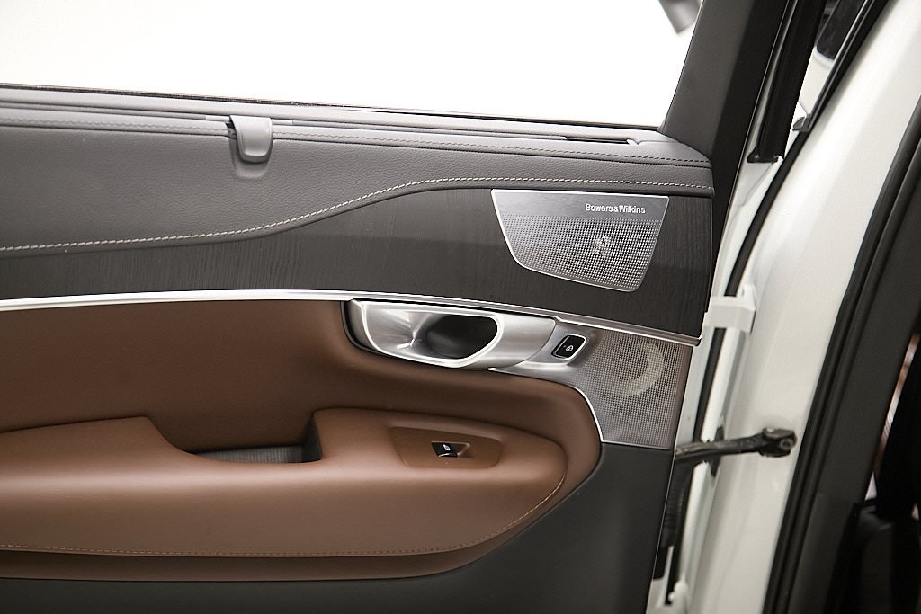 2024 VOLVO XC90 - Image 20