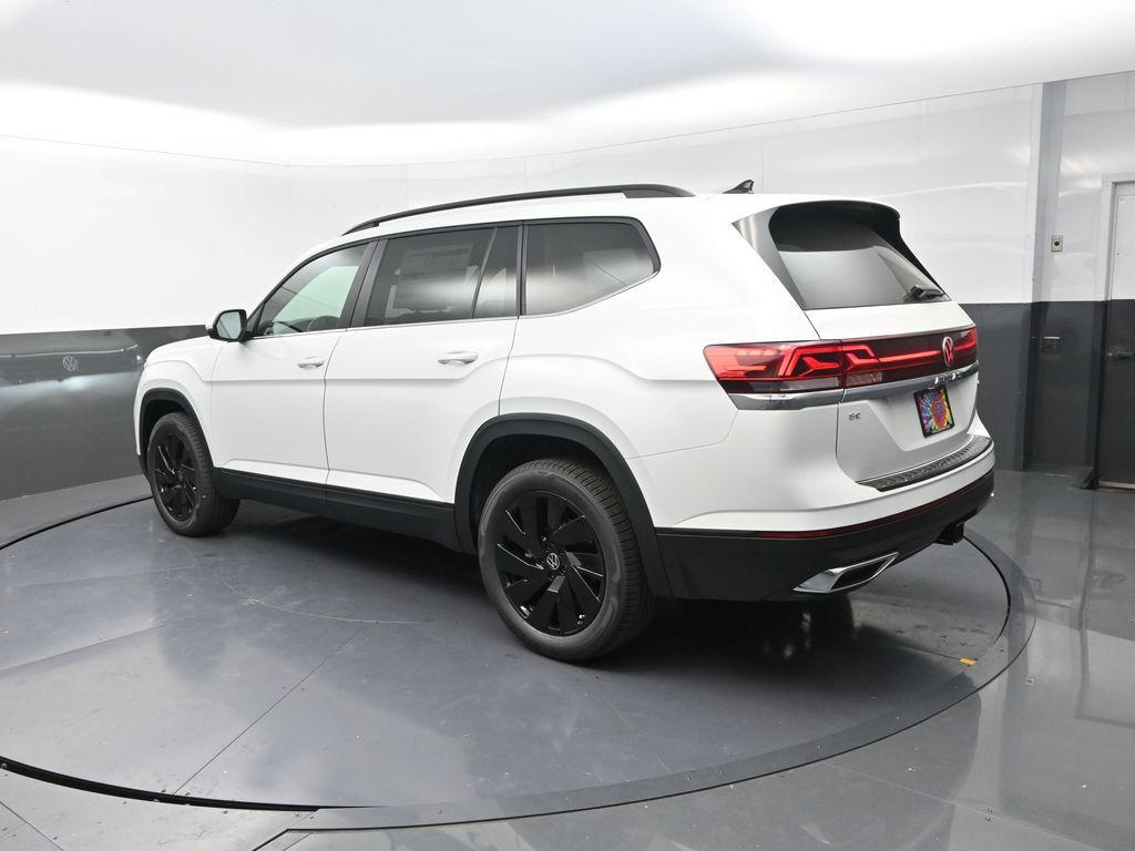 2026 Volkswagen Atlas SE Technology photo 4