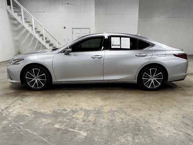 2022 Lexus ES 350 photo 4