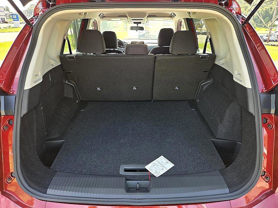 2025 Nissan Rogue S photo 3