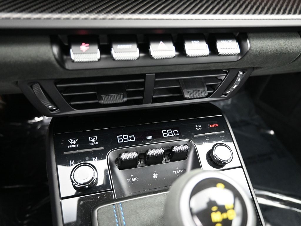 2025 Porsche 911 GT3 photo 20