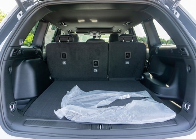 2025 Jeep Grand Cherokee Laredo X photo 4