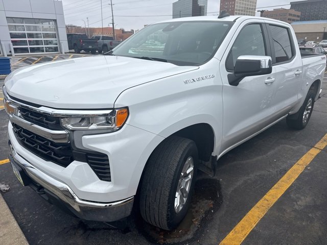 2022 Chevrolet Silverado 1500 LT's photo