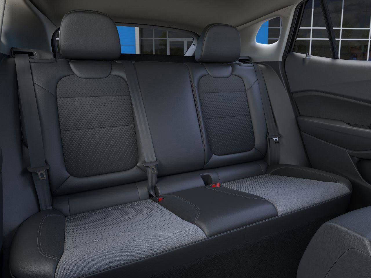 2025 Chevrolet Trax LT photo 9