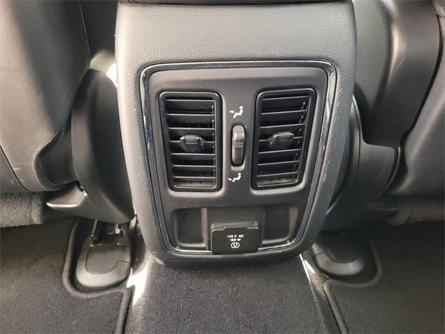 2020 Jeep Grand Cherokee Altitude photo 12