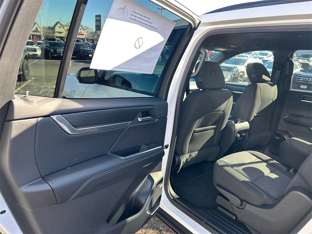 2026 GMC ACADIA - Image 31