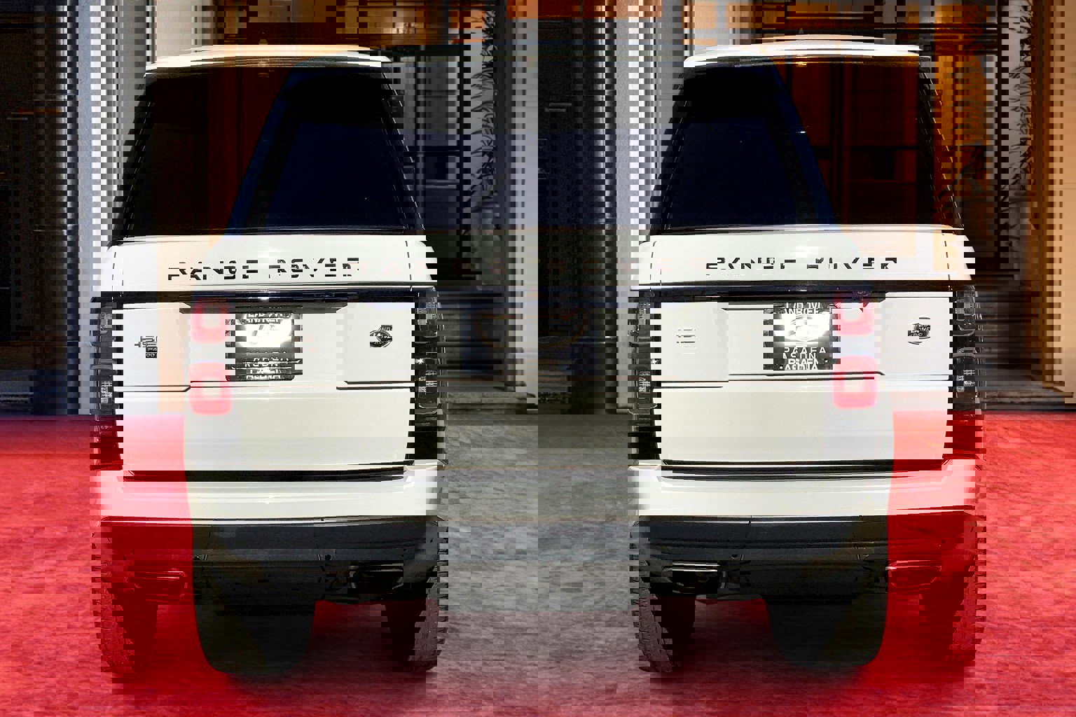 2020 Land Rover Range Rover HSE photo 4