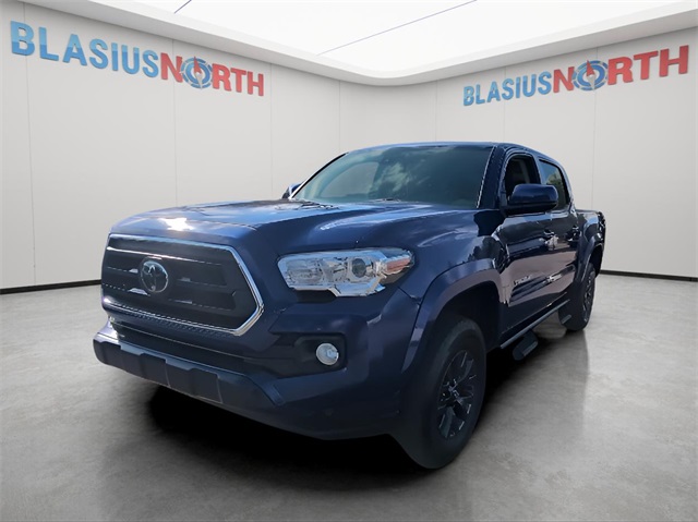 2022 Toyota Tacoma SR5 photo 2