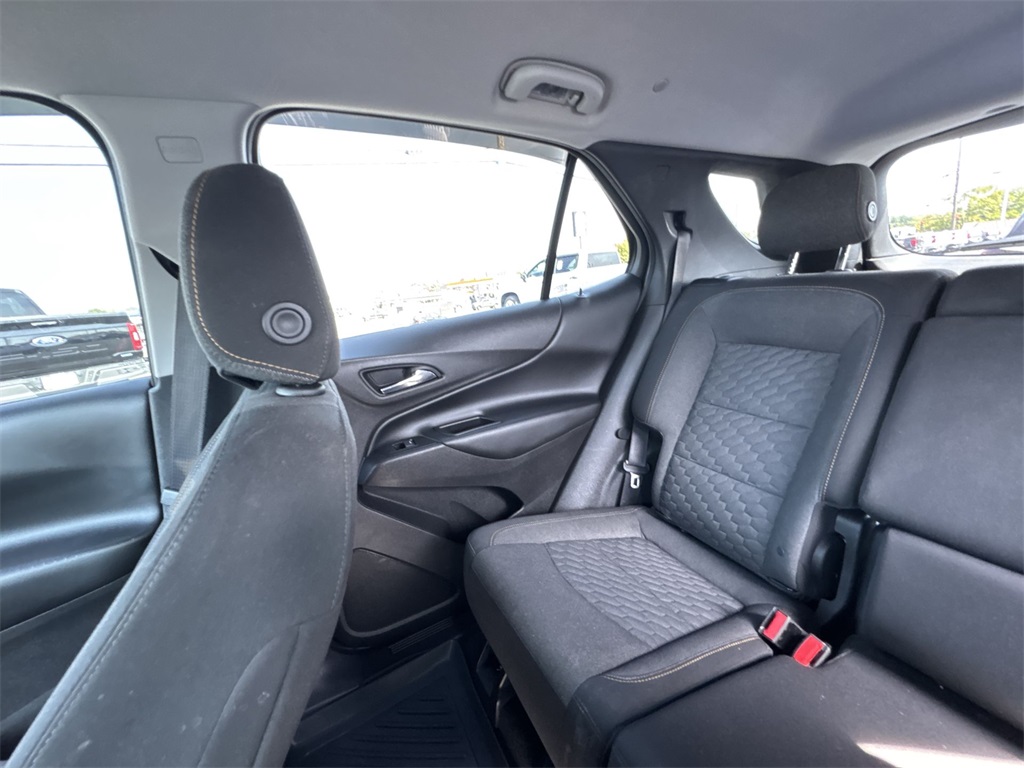 2019 Chevrolet Equinox LT photo 12