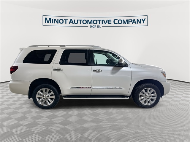 2019 Toyota Sequoia Platinum photo 9