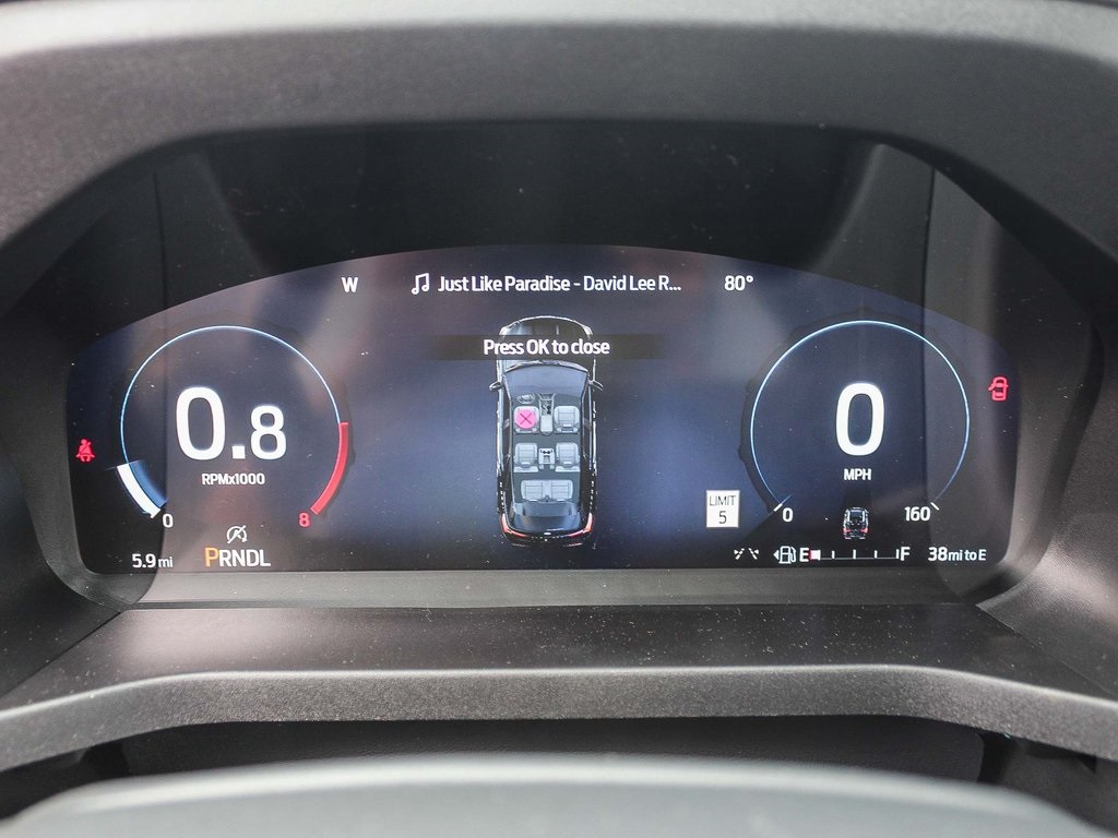 2025 Ford Explorer photo 18
