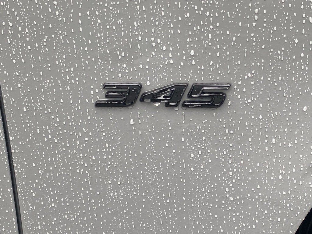 2023 Dodge Challenger R/T photo 23
