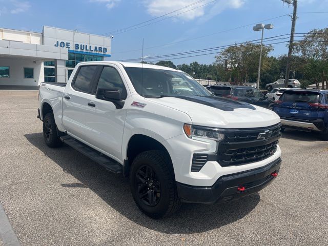 2024 Chevrolet Silverado 1500 LT Trail Boss photo 5