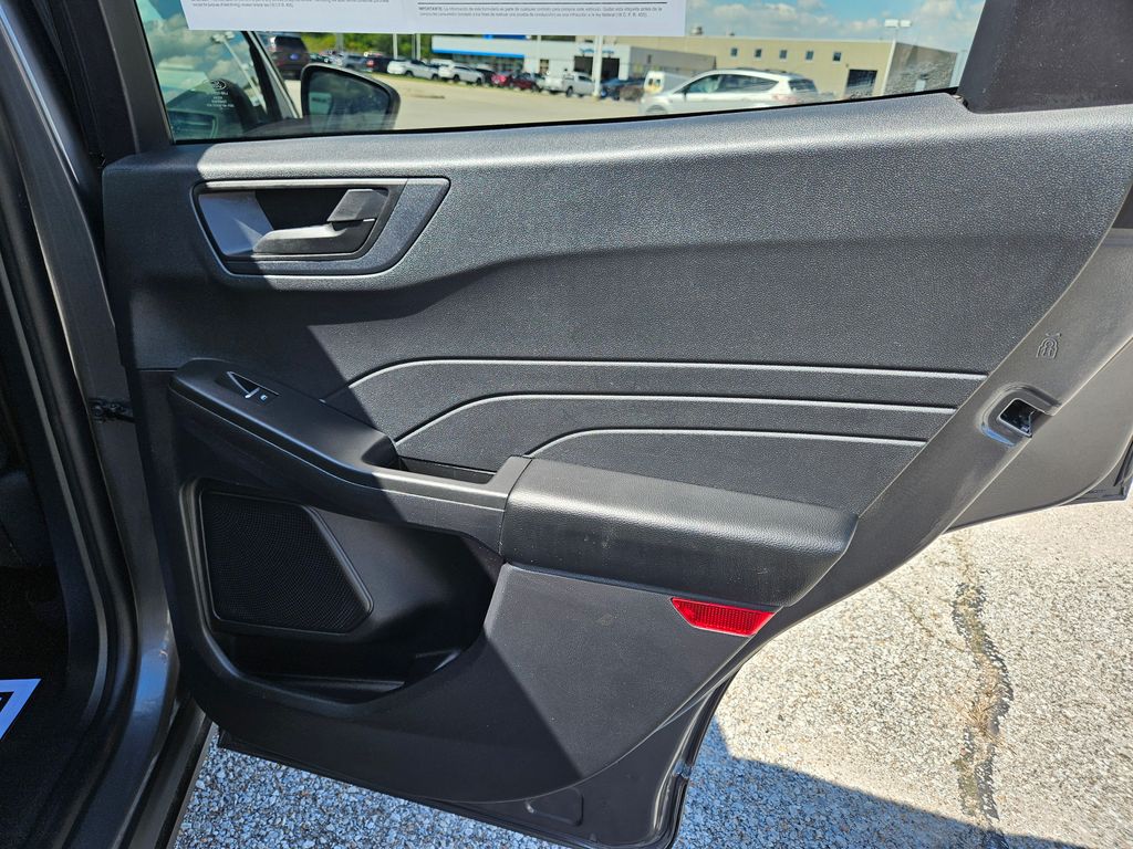 2022 Ford Escape Hybrid SE photo 27