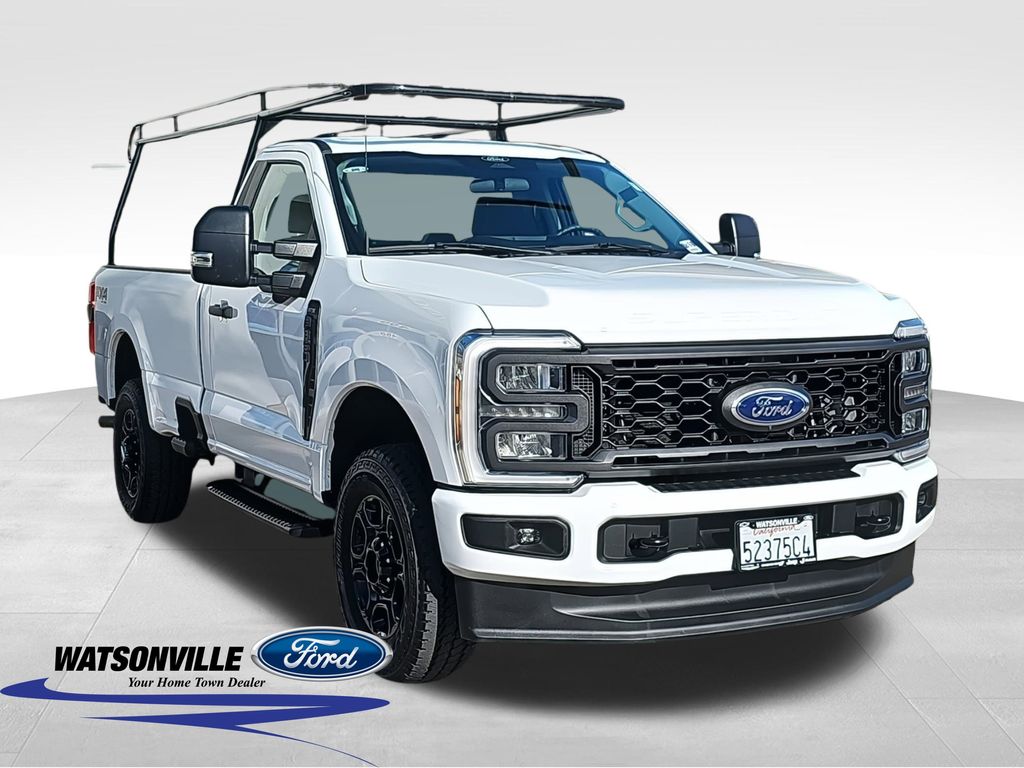 2024 Ford F-350 Super Duty XL's photo