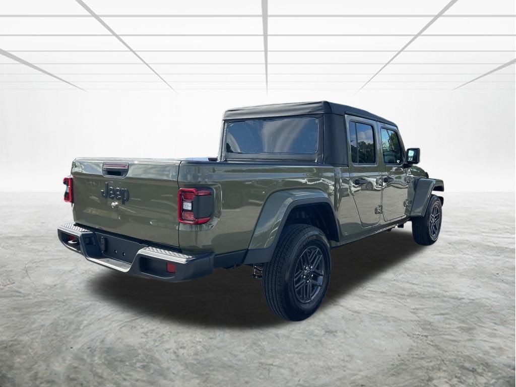 2025 Jeep Gladiator Sport S photo 4