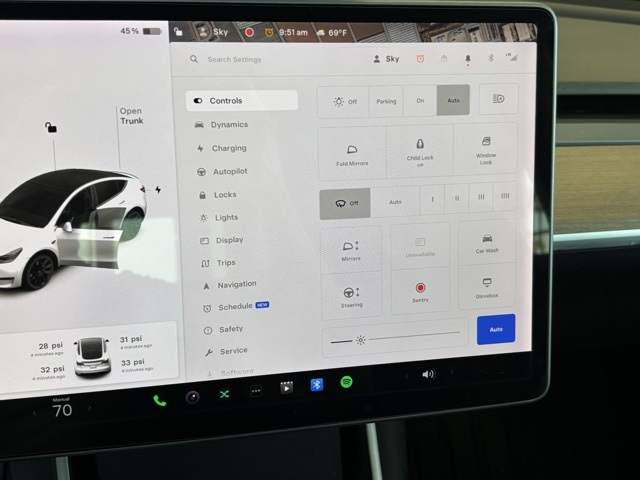 2020 Tesla Model Y Performance photo 15