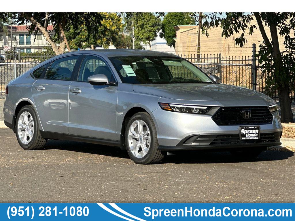 2025 Honda Accord LX's photo