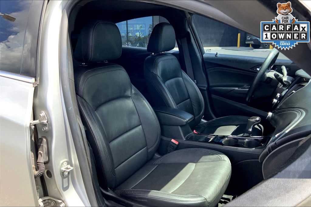 Image 6 of Pre-Owned 2017 Chevrolet Cruze Premier